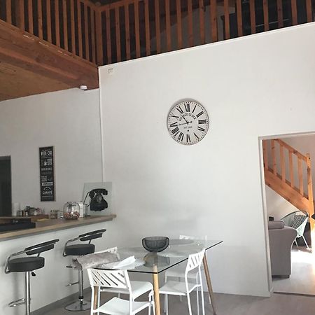 Vila Chez Alex Et Sophie Louzac-Saint-Andre Exteriér fotografie