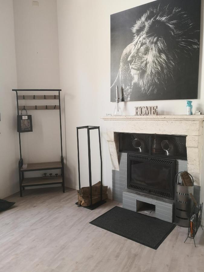 Vila Chez Alex Et Sophie Louzac-Saint-Andre Exteriér fotografie
