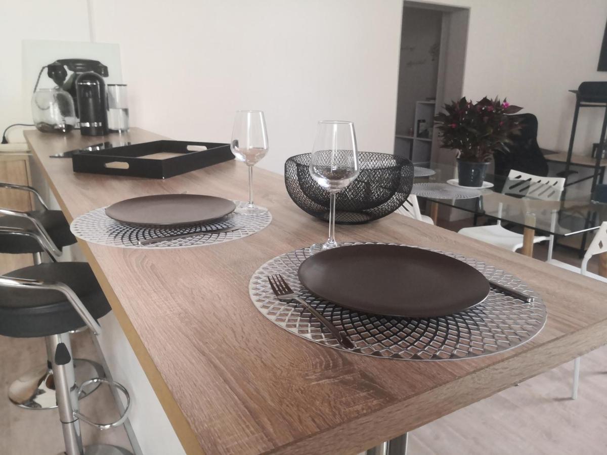 Vila Chez Alex Et Sophie Louzac-Saint-Andre Exteriér fotografie